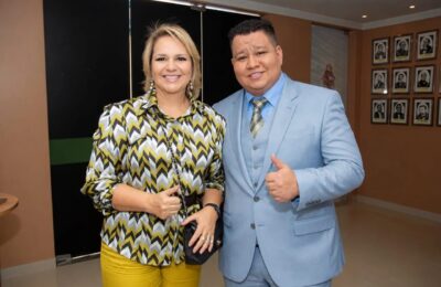 Marcelo Generoso, presidente da Associação Nacional de Jornalismo Digital (ANJD), e Cileide Moussallem, do Portal CM7 Brasil.
