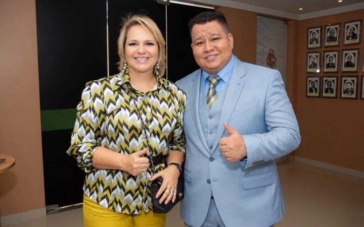 Marcelo Generoso, presidente da Associação Nacional de Jornalismo Digital (ANJD), e Cileide Moussallem, do Portal CM7 Brasil.