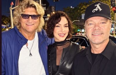 Da esquerda para a direita: Abraham Ackermann, Mary Gripa e Pete Tong, na noite da Freak Chic em São Paulo.