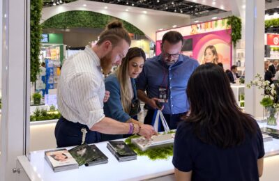 Carolina Facco participou da K-Beauty Expo Korea para encontrar ingredientes e formulações para os próximos produtos da Cicatribem.