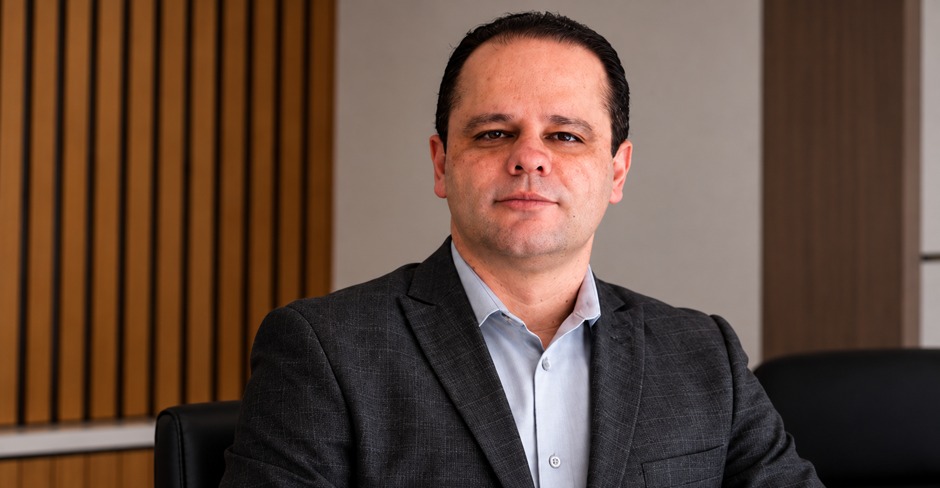 Dr. Fábio Thadeu Ferreira atua na prática privada e no centro cirúrgico, coordena a Urologia da Rede Mário Gatti, em Campinas, e é professor na São Leopoldo Mandic.