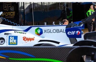 Piloto da Autlog Racing exibe Ligier P320 #22 e nova parceria com ELF.