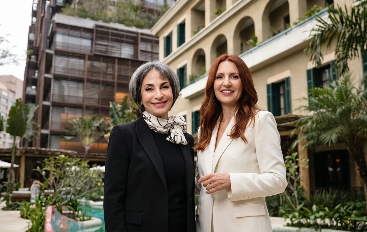 À esquerda Claudia Matarazzo, e à direita Eliane Ribeiro (anfitriã do evento)